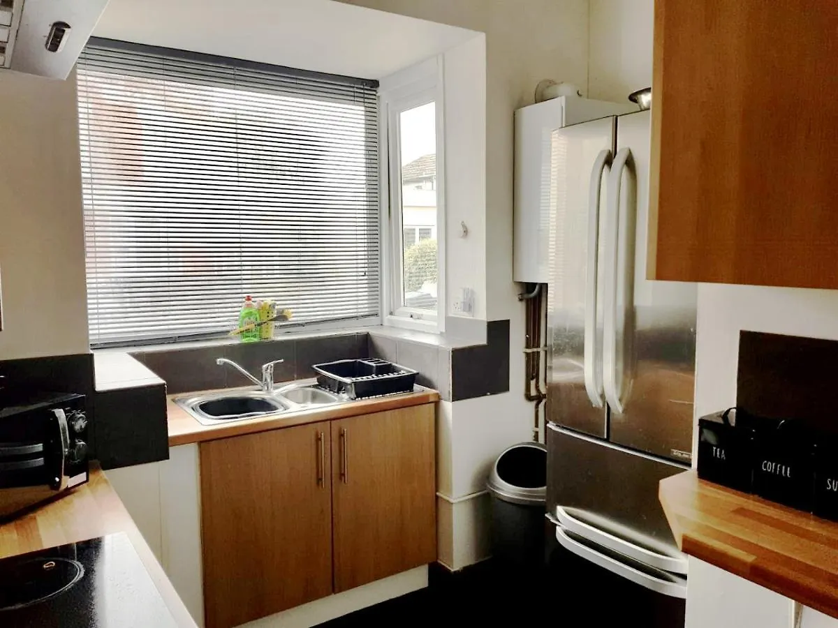 Cosy Old House Free Parking Close To Town & Beach Bournemouth United Kingdom